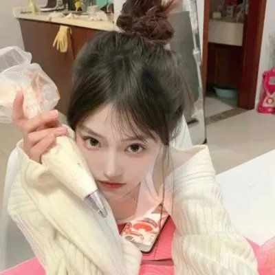 怪诞女孩
